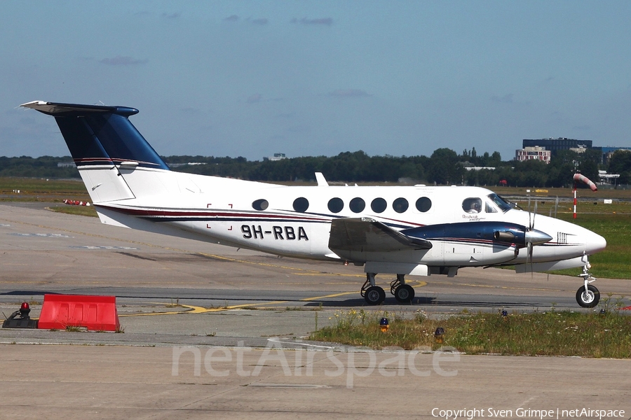 Tyrolean Jet Service Malta Beech King Air B200GT (9H-RBA) | Photo 256890