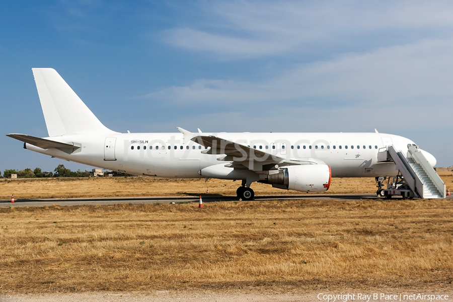 SmartLynx Malta Airbus A320-214 (9H-SLH) | Photo 452601