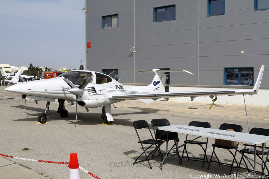 European Pilot Academy Diamond DA42 Twin Star (9H-STAR) | Photo 593037