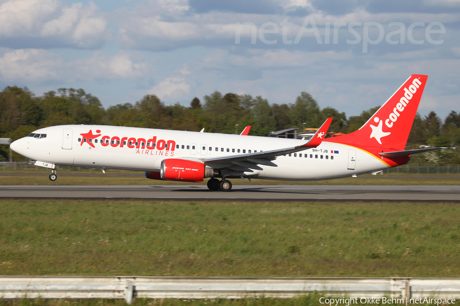 Corendon Airlines Europe Boeing 737-8FH (9H-TJB) | Photo 323967