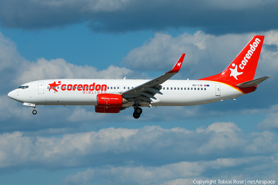 Corendon Airlines Europe Boeing 737-8FH (9H-TJB) | Photo 334258