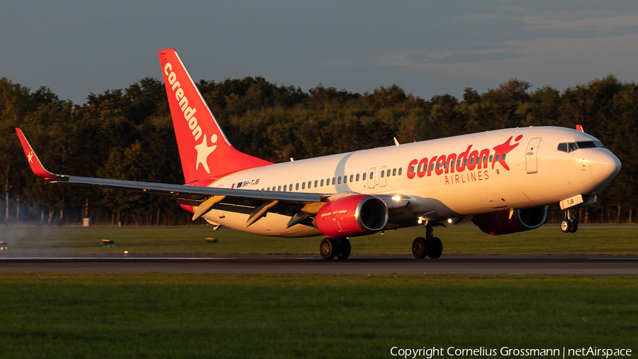 Corendon Airlines Europe Boeing 737-8FH (9H-TJB) | Photo 404471