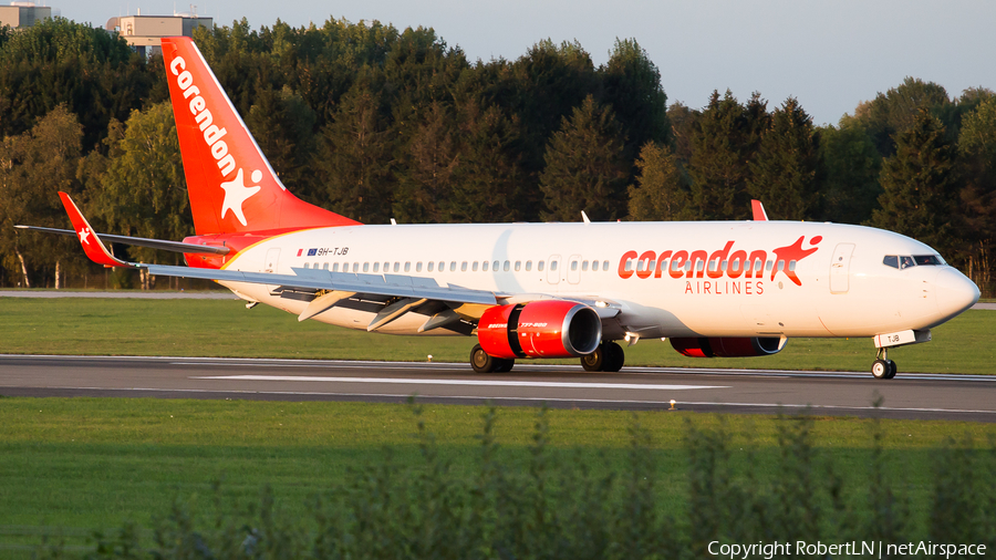 Corendon Airlines Europe Boeing 737-8FH (9H-TJB) | Photo 591497