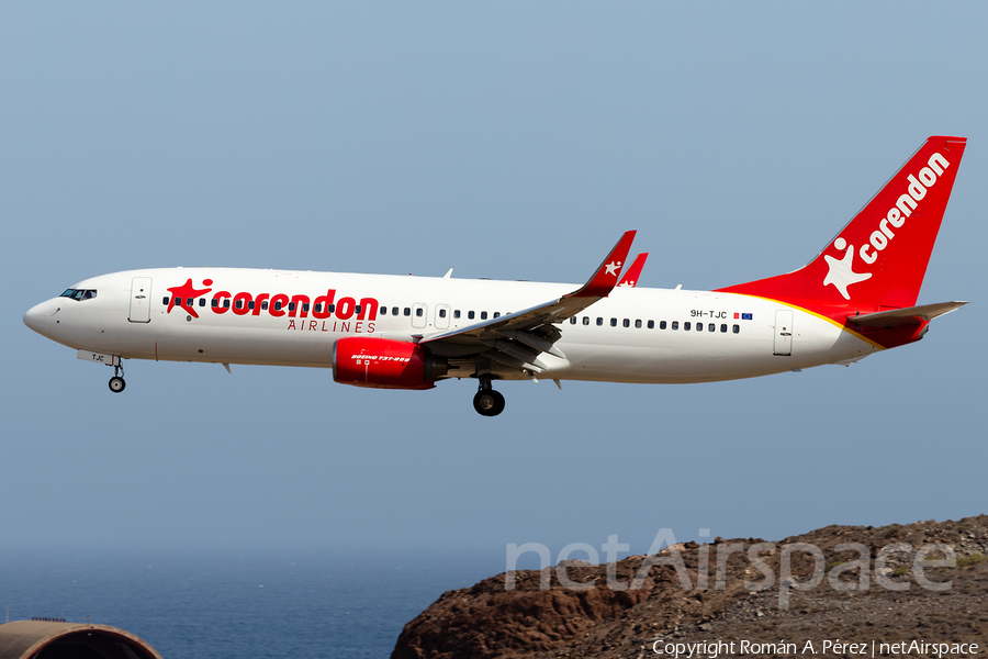 Corendon Airlines Europe Boeing 737-86N (9H-TJC) | Photo 352291