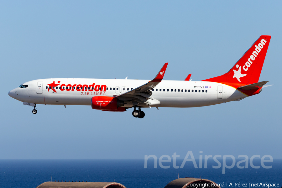 Corendon Airlines Europe Boeing 737-86J (9H-TJG) | Photo 358382