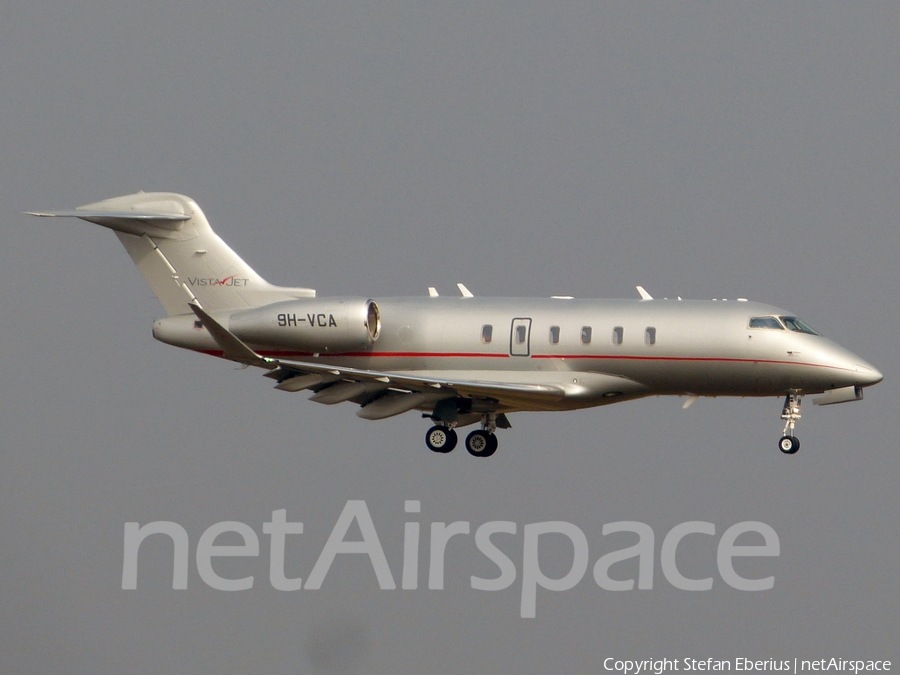 VistaJet Bombardier BD-100-1A10 Challenger 350 (9H-VCA) | Photo 420857