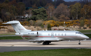 VistaJet Bombardier BD-100-1A10 Challenger 350 (9H-VCB) at  Farnborough, United Kingdom