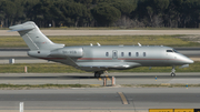 VistaJet Bombardier BD-100-1A10 Challenger 350 (9H-VCB) at  Madrid - Barajas, Spain