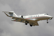 VistaJet Bombardier BD-100-1A10 Challenger 350 (9H-VCH) at  Tenerife Sur - Reina Sofia, Spain