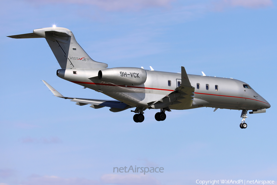 VistaJet Bombardier BD-100-1A10 Challenger 350 (9H-VCK) | Photo 504481