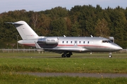 VistaJet Bombardier CL-600-2B16 Challenger 605 (9H-VFA) at  Hamburg - Fuhlsbuettel (Helmut Schmidt), Germany