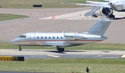 VistaJet Bombardier CL-600-2B16 Challenger 605 (9H-VFE) at  Tampa - International, United States