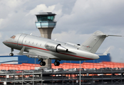 VistaJet Bombardier CL-600-2B16 Challenger 605 (9H-VFF) at  London - Luton, United Kingdom
