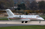 VistaJet Bombardier CL-600-2B16 Challenger 605 (9H-VFH) at  Farnborough, United Kingdom