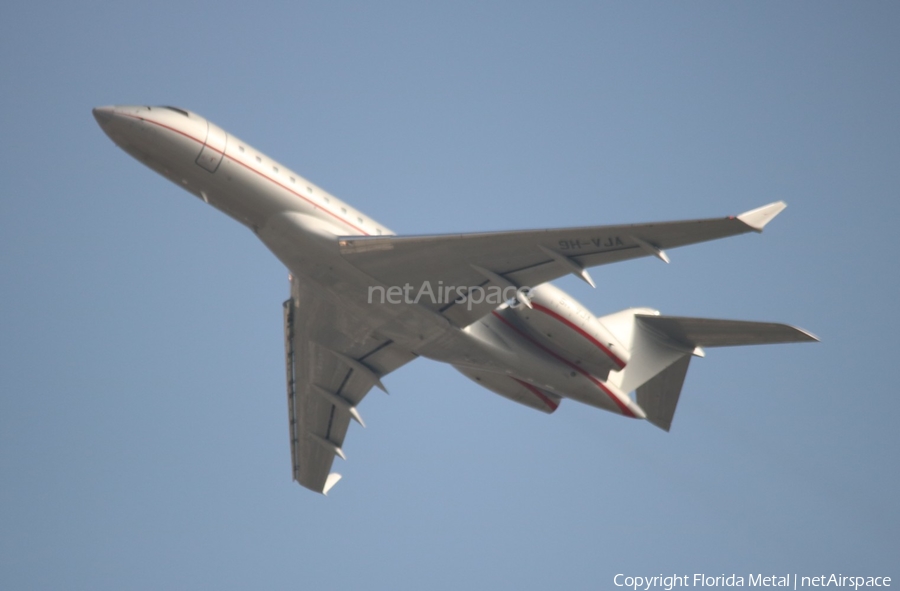 VistaJet Bombardier BD-700-1A10 Global 6000 (9H-VJA) | Photo 453383