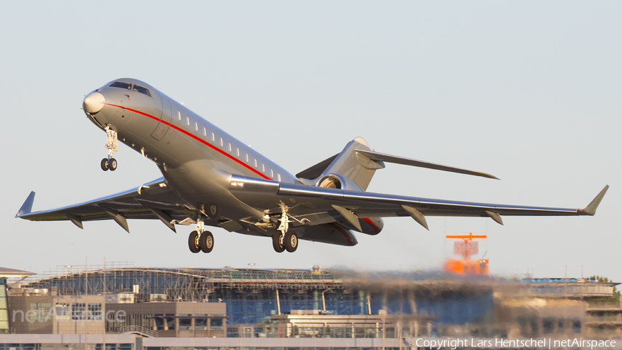 VistaJet Bombardier BD-700-1A10 Global 6000 (9H-VJC) | Photo 394979