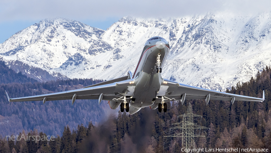 VistaJet Bombardier BD-700-1A10 Global 6000 (9H-VJM) | Photo 544460