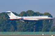 VistaJet Bombardier BD-700-1A10 Global 6000 (9H-VJO) at  Milan - Linate, Italy