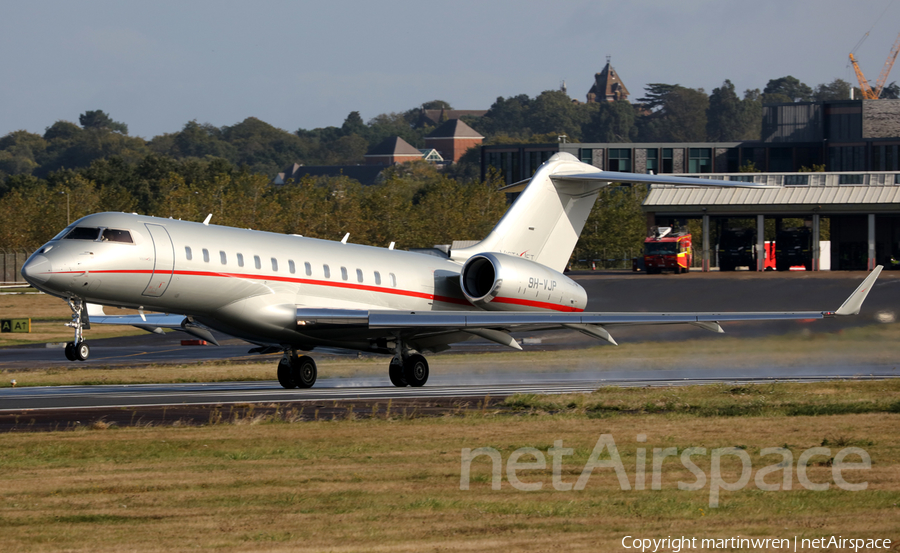 VistaJet Bombardier BD-700-1A10 Global 6000 (9H-VJP) | Photo 352240