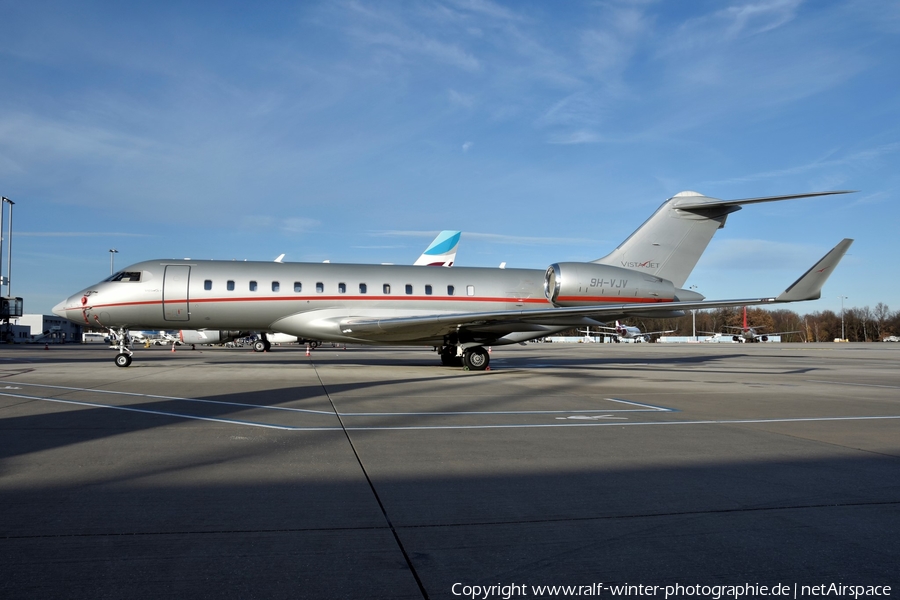 VistaJet Bombardier BD-700-1A10 Global 6000 (9H-VJV) | Photo 537245