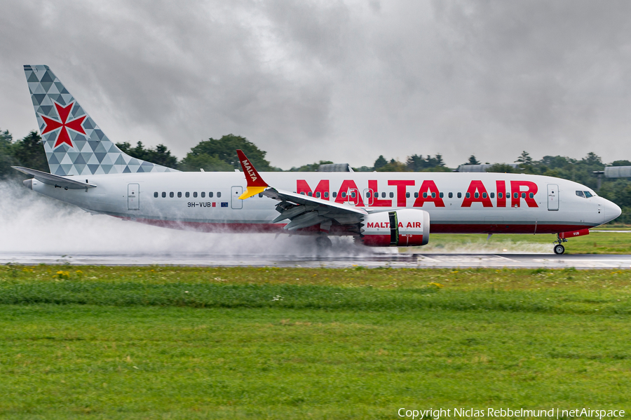 Malta Air Boeing 737-8-200 (9H-VUB) | Photo 464548