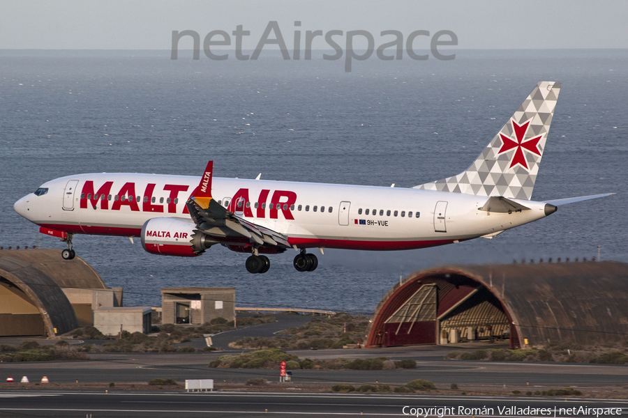 Malta Air Boeing 737-8-200 (9H-VUE) | Photo 498821