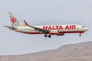 Malta Air Boeing 737-8-200 (9H-VUF) at  Gran Canaria, Spain