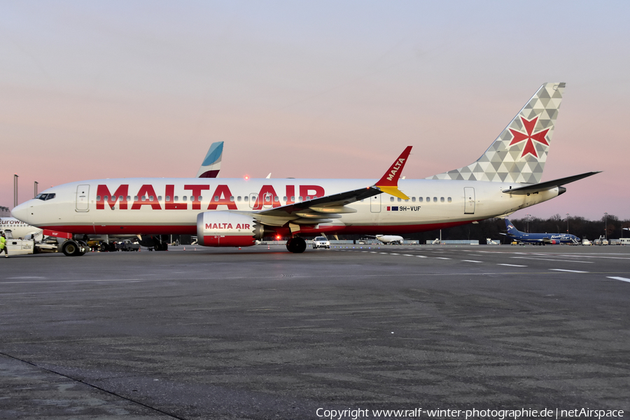 Malta Air Boeing 737-8-200 (9H-VUF) | Photo 527564