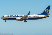Malta Air (Ryanair) Boeing 737-8-200 (9H-VUG) at  Gran Canaria, Spain