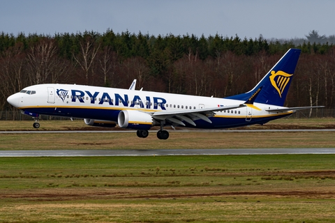 Malta Air (Ryanair) Boeing 737-8-200 (9H-VUK) at  Billund, Denmark