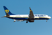 Malta Air (Ryanair) Boeing 737-8-200 (9H-VUM) at  Gran Canaria, Spain