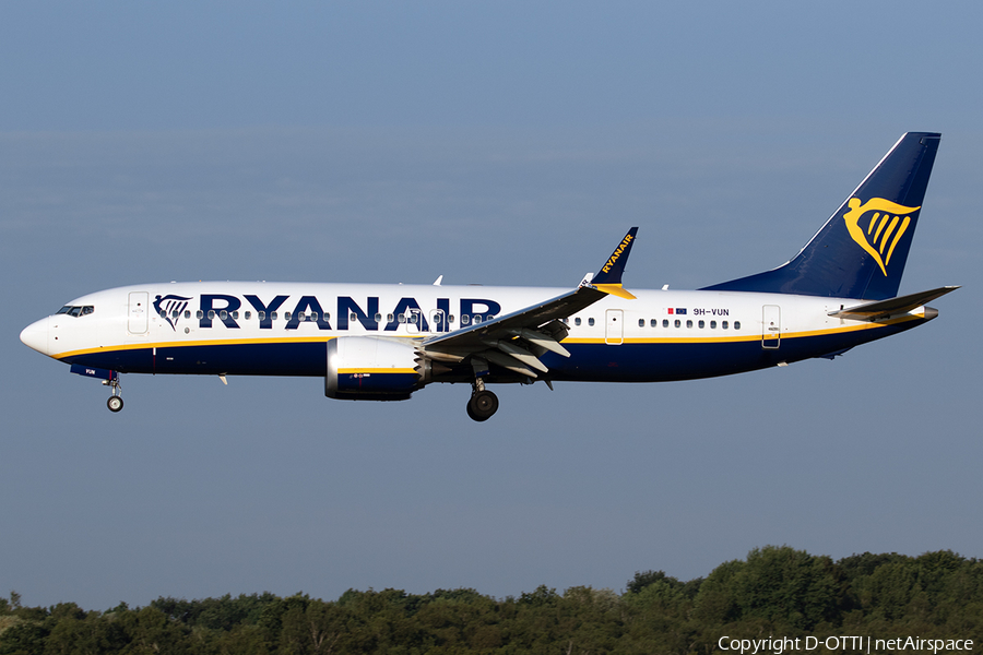 Malta Air (Ryanair) Boeing 737-8-200 (9H-VUN) | Photo 521702