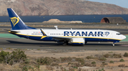 Malta Air (Ryanair) Boeing 737-8-200 (9H-VUS) at  Gran Canaria, Spain