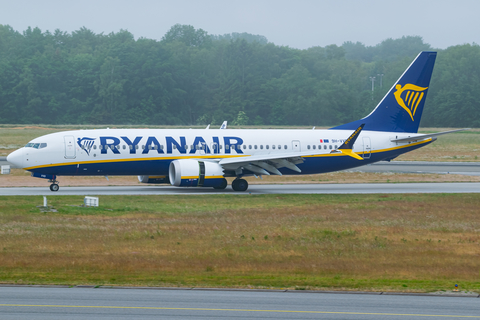 Malta Air (Ryanair) Boeing 737-8-200 (9H-VVD) at  Hamburg - Fuhlsbuettel (Helmut Schmidt), Germany