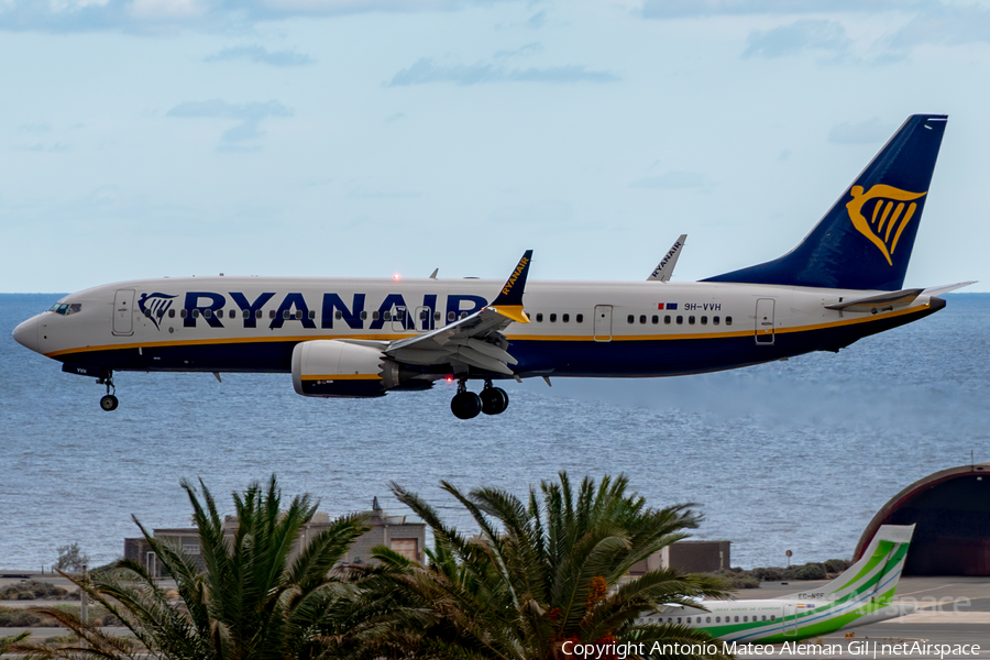 Malta Air (Ryanair) Boeing 737-8-200 (9H-VVH) | Photo 659243