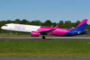 Wizz Air Malta Airbus A321-271NX (9H-WAC) at  Hamburg - Fuhlsbuettel (Helmut Schmidt), Germany