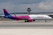 Wizz Air Malta Airbus A321-271NX (9H-WAK) at  Madrid - Barajas, Spain
