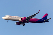 Wizz Air Malta Airbus A321-271NX (9H-WAO) at  Luqa - Malta International, Malta