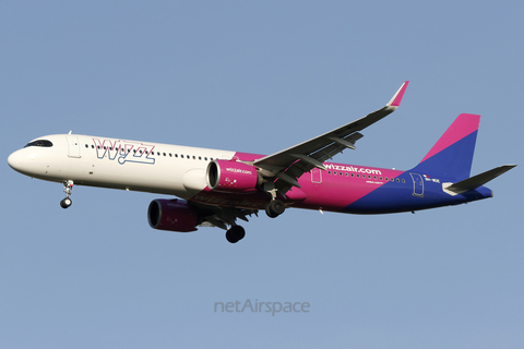 Wizz Air Malta Airbus A321-271NX (9H-WDE) at  Warsaw - Frederic Chopin International, Poland