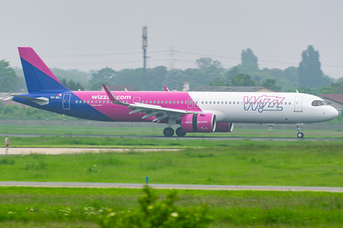 Wizz Air Malta Airbus A321-271NX (9H-WDJ) at  Paris - Orly, France