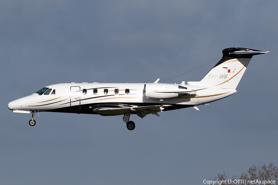 Luxwing Cessna 650 Citation VII (9H-WII) | Photo 376912