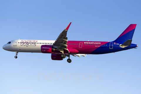 Wizz Air Malta Airbus A321-271NX (9H-WNB) at  Tenerife Sur - Reina Sofia, Spain