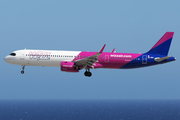 Wizz Air Airbus A321-271NX (9H-WNG) at  Tenerife Sur - Reina Sofia, Spain