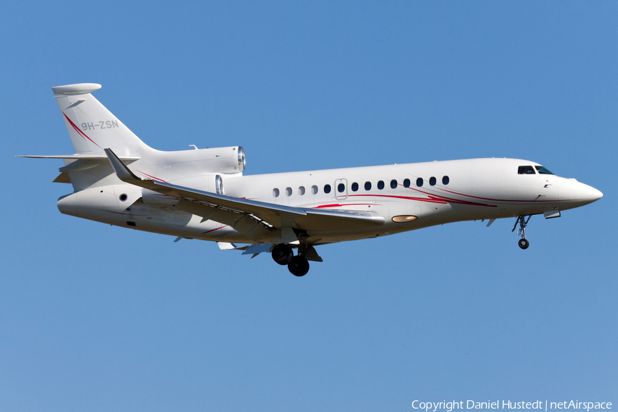 Elit'Avia Dassault Falcon 7X (9H-ZSN) | Photo 502815