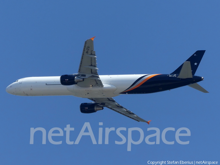 Titan Airways Malta Airbus A321-211 (9H-ZTA) | Photo 518815