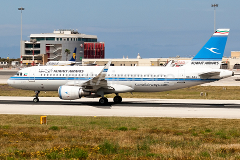 Kuwait Airways Airbus A320-214 (9K-AKJ) at  Luqa - Malta International, Malta