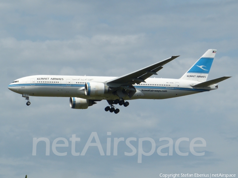 Kuwait Airways Boeing 777-269(ER) (9K-AOB) | Photo 127861