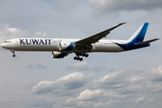 Kuwait Airways Boeing 777-369(ER) (9K-AOC) at  London - Heathrow, United Kingdom