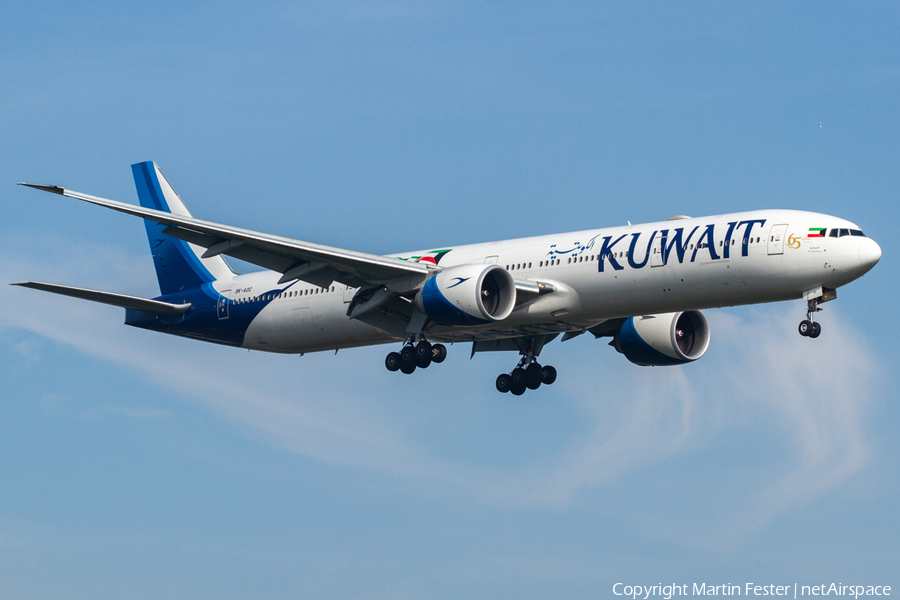 Kuwait Airways Boeing 777-369(ER) (9K-AOC) | Photo 344518