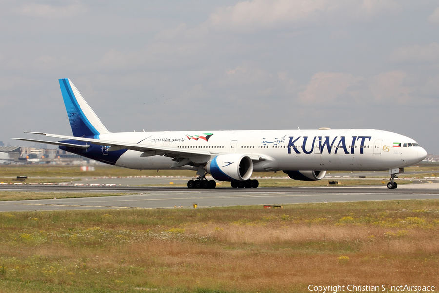 Kuwait Airways Boeing 777-369(ER) (9K-AOD) | Photo 332852